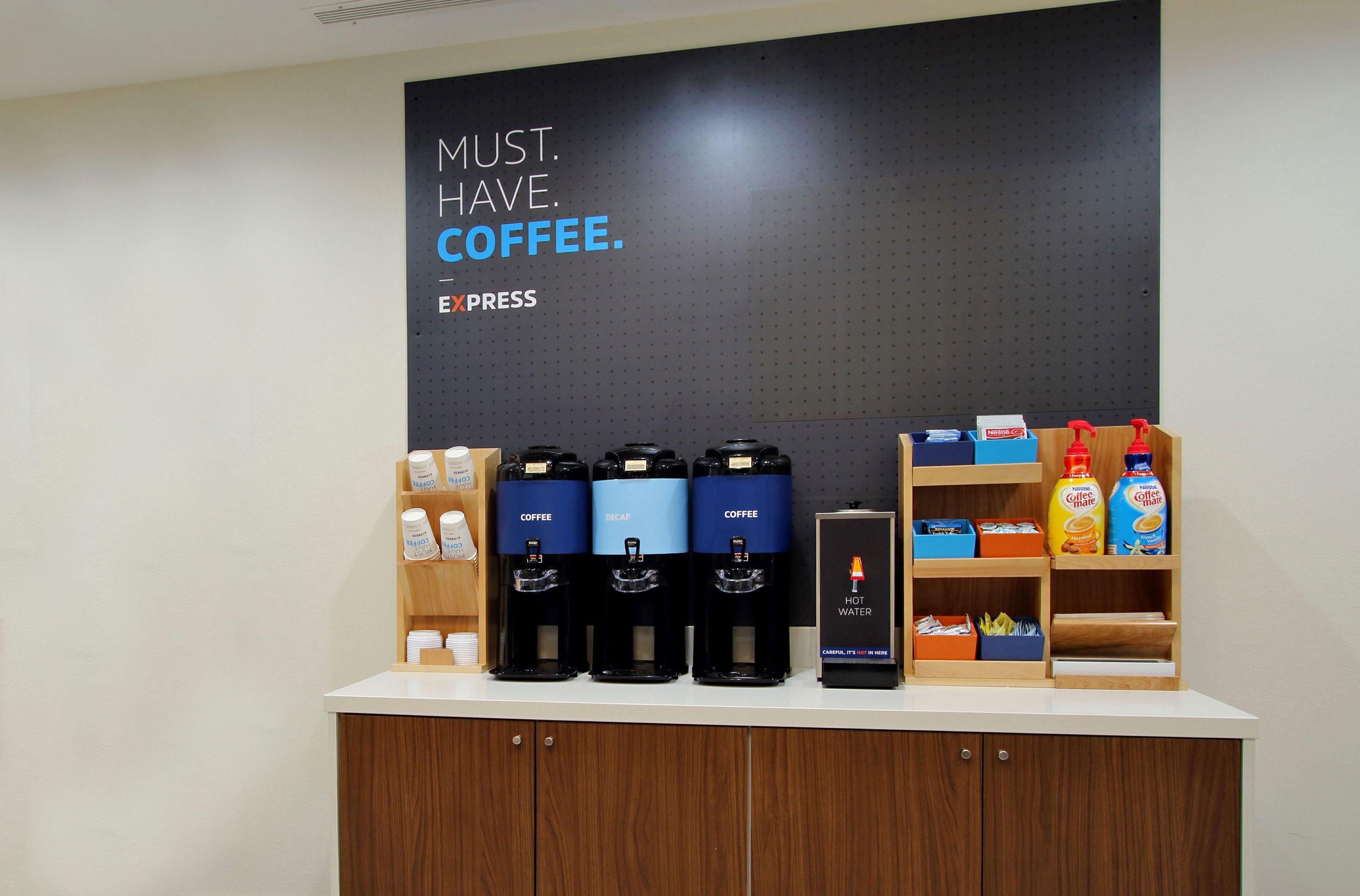 Holiday Inn Express & Suites Downtown Louisville By Ihg Екстериор снимка